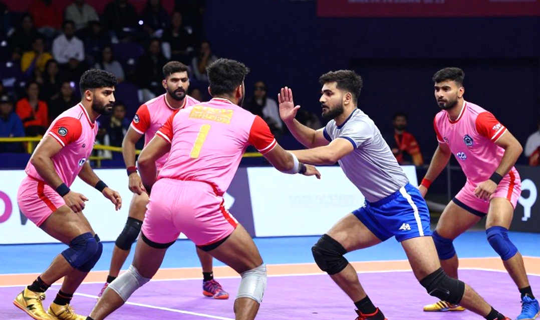 দুই টিকিট, আট আসন: ভিসিটি থ্রেশহোল্ড চায়নায় উলভসের ২-০ জয়ের ভেতরের হিসাব